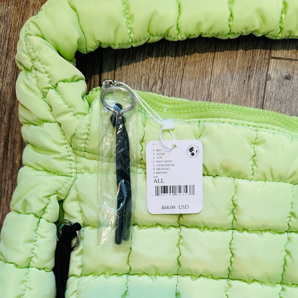 Free People Movement Quilted Carryall Pale Neon - Last One in Stock - Picture 6 of 11